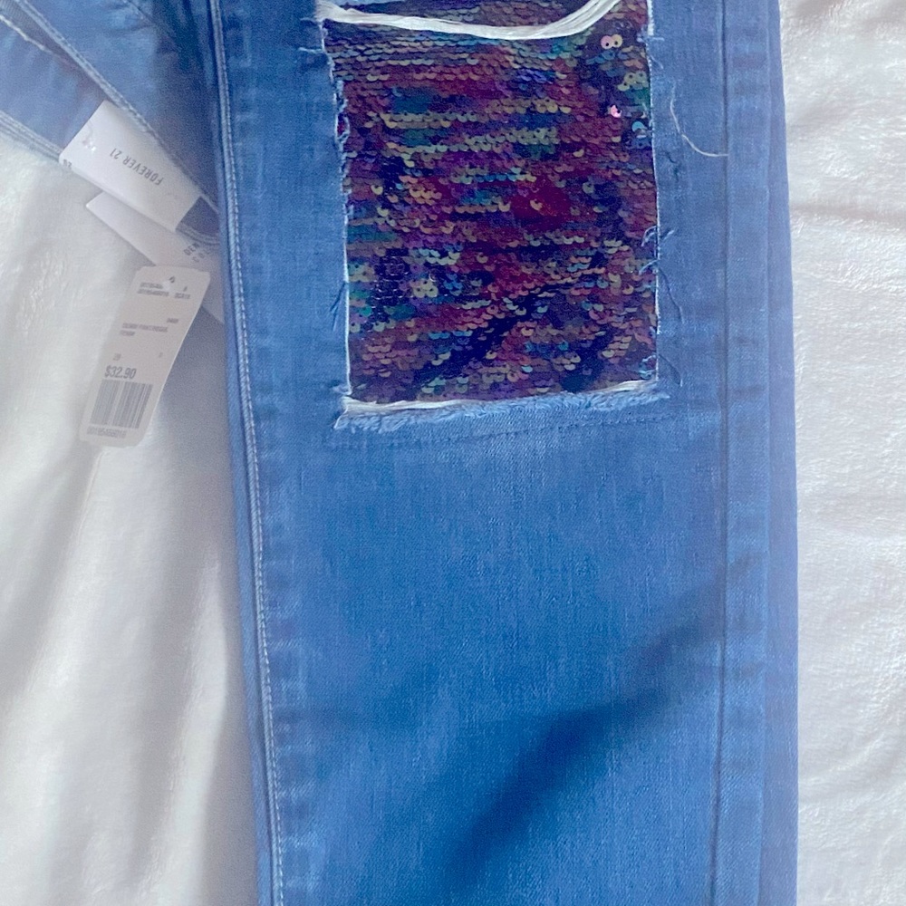 Boyfriend jeans with sequins